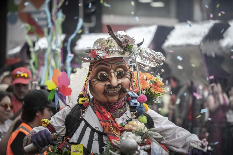 Teatro a mil 2024 empieza a despedirse con teatro acrobático de Canadá y funciones gratuitas en regiones