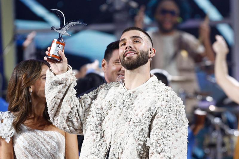 Manuel Turizo se llevó la gaviota de plata y oro en el Festival de Viña. (Agencia UNO)
