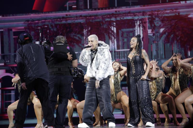 Flore de Rap y Young Cister en Viña 2024 - Agencia Uno