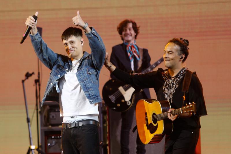 Kidd Voodoo con Los Bunkers