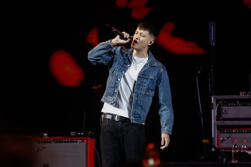 Kidd Voodoo con Los Bunkers