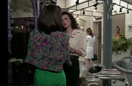 Alejandra Fosalba en su debut como actriz en "Te Conté", 1990.