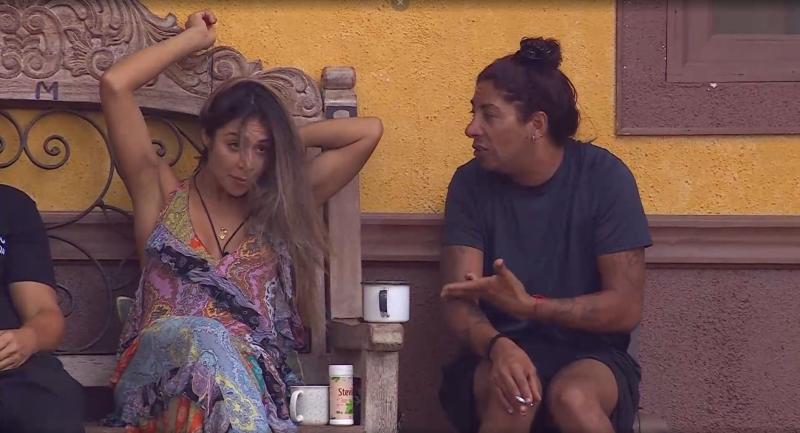 Botota le dice a Chama que está enamorada de Jhonatan