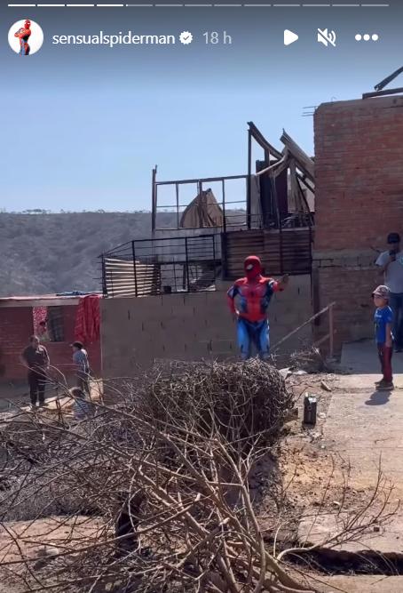 Sensual Spiderman llegó a Quilpué para animar a la gente - Créditos: Captura Instagram
