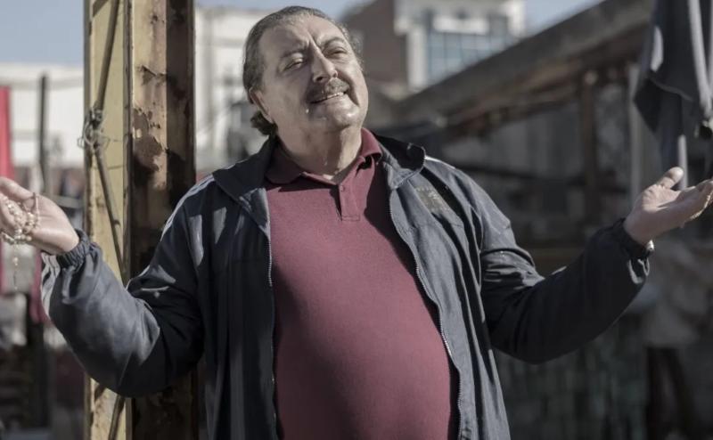 Claudio Rissi como Borges en "El Marginal"