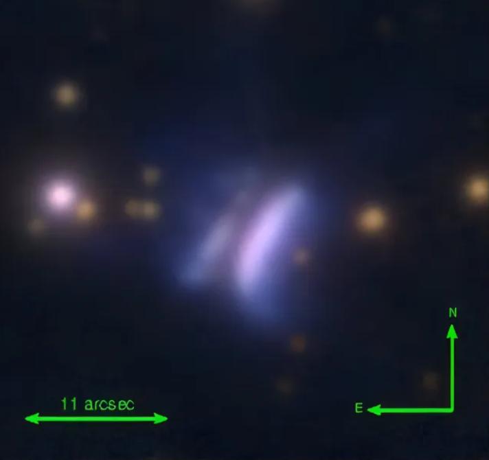 Una de las primeras imágenes de la estrella con forma de sándwich. Créditos: Arxiv.org