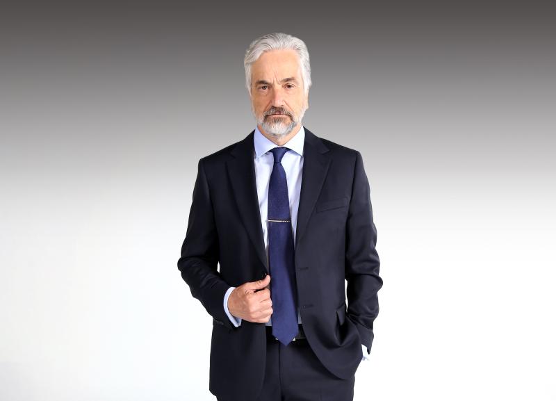 Francisco Reyes debutará en Canal 13 - Secretos de Familia