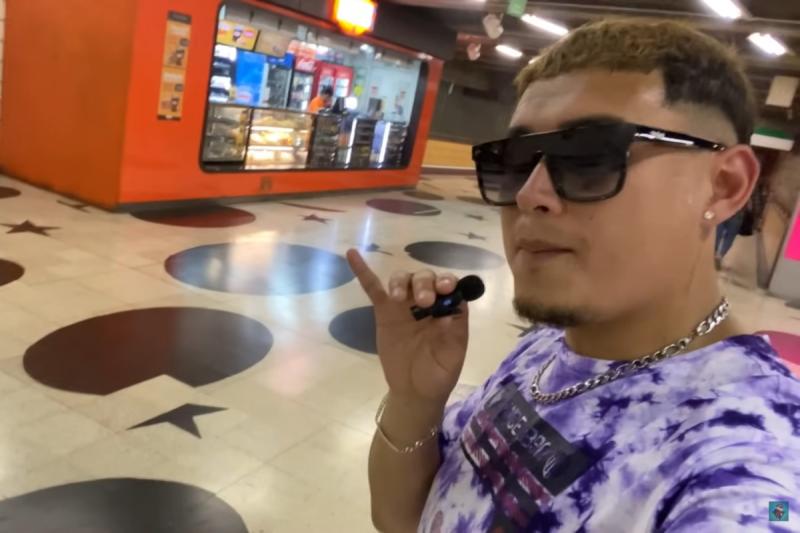 Hondureño fascinado con Santiago - Captura