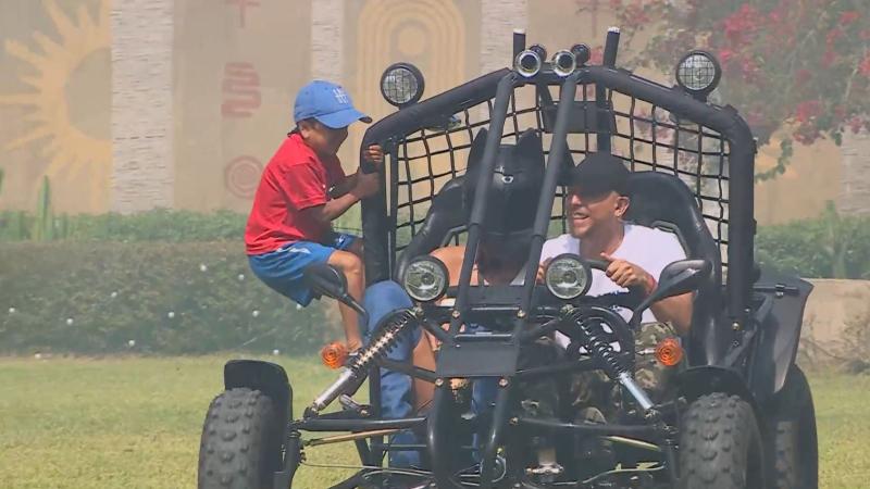 Miguelito celebra la llegada de Pamela Díaz a Tierra Brava