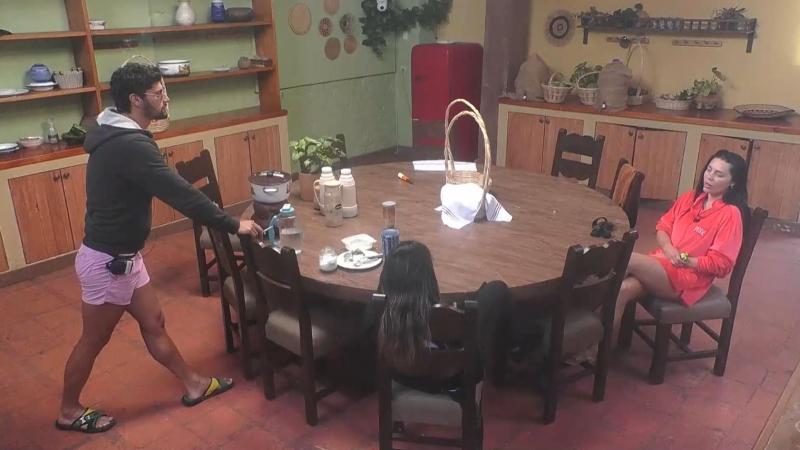 Shirley Arica, Daniela Aránguiz y Jhonatan Mujica hablan sobre Arturo Longton