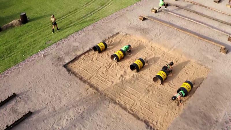 Competencia del equipo Linterna Verde en Tierra Brava