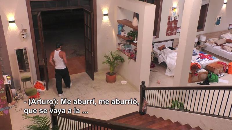 Longton furioso con Shirley