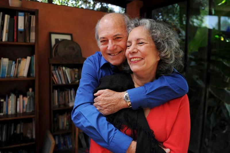 Leonardo Perucci junto a su esposa Arabella Salaverry