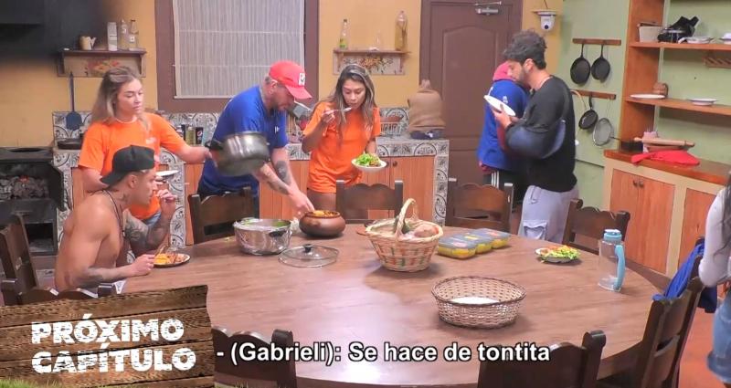 Gabrieli continúa discutiendo y Chama la ignora