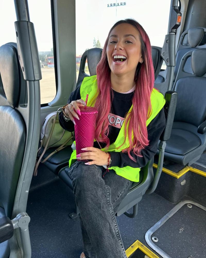 Azzartt Maveth volvió a trabajar en las micros tras su paso por Tierra Brava - Créditos: Instagram