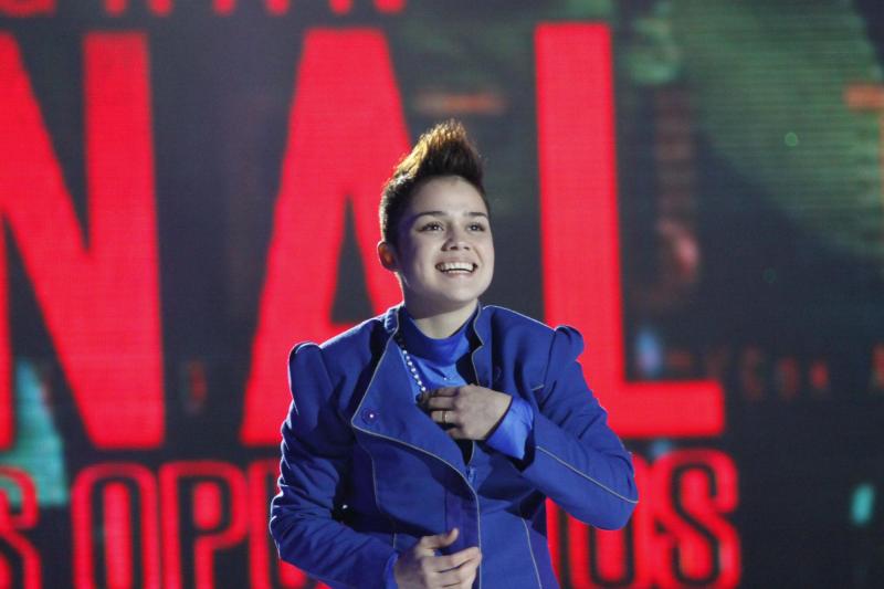 Viviana Flores se llevó 25 millones de pesos tras ganar el reality Mundos Opuestos.