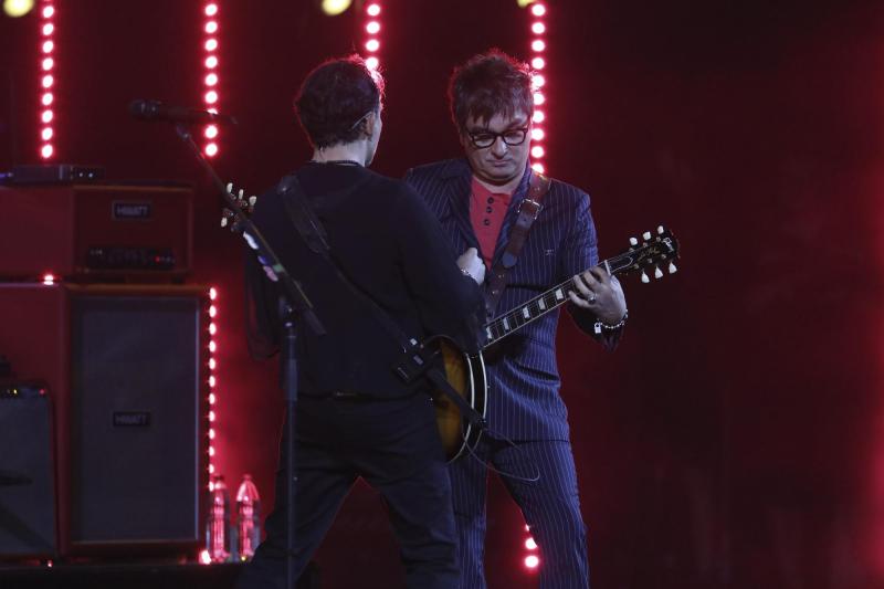 Álvaro López y Mauricio Durán protagonizaron comentado beso en el Festival de Viña.