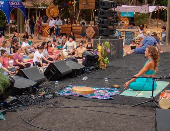 Antonella Orsini y su pasión por el yoga tras alejarse de la televisión.