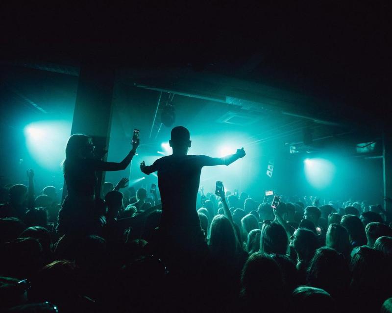 Discoteca que genera energía renovable. Créditos: SWG3