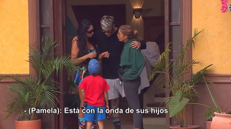 Pamela Díaz propone una entrada ruidosa para el cumpleaños de Daniela Aránguiz en Tierra Brava