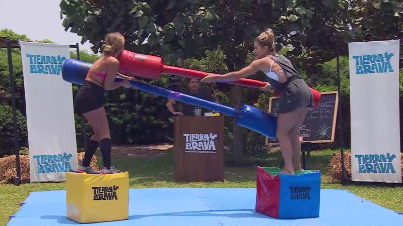 Gabrieli golpea a Dani Castro en la cara