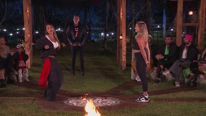 Chama se burla de Gabrieli