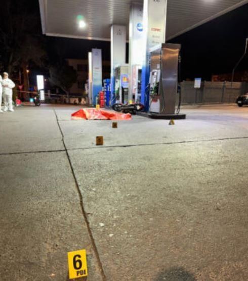 Joven de 19 años fue asesinada a balazos mientras cargaba bencina en Ovalle