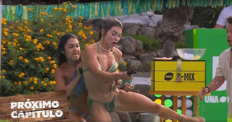 Chama lanza al agua a Gabrieli