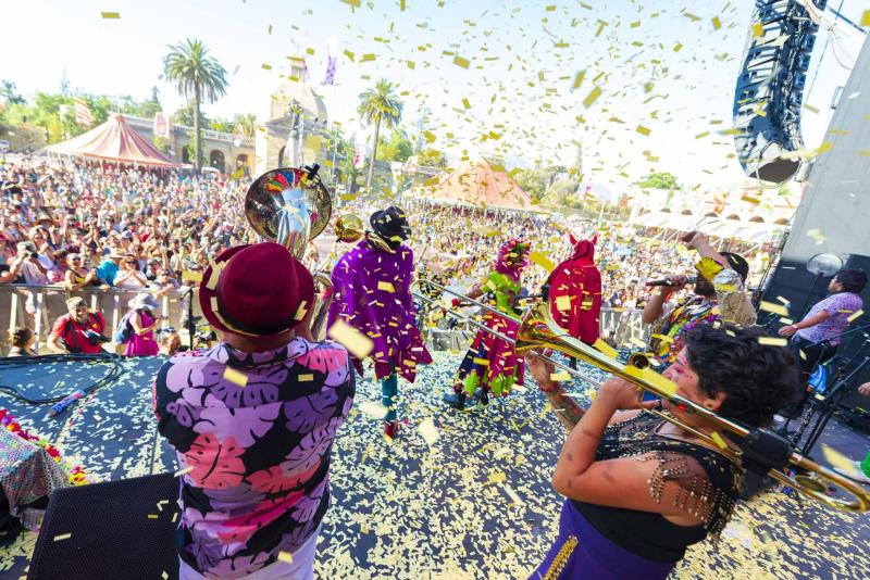 Este viernes llega la 9ª versión de WOMAD Chile a la Plaza La Paz de Recoleta