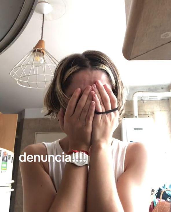 Joven busca abogada para denunciar a su peluquera