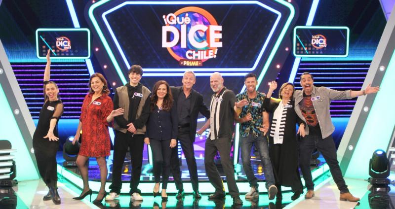 Luisa Peña en su debut en televisión junto a su madre, Berta Lasala y un gran elenco de actores