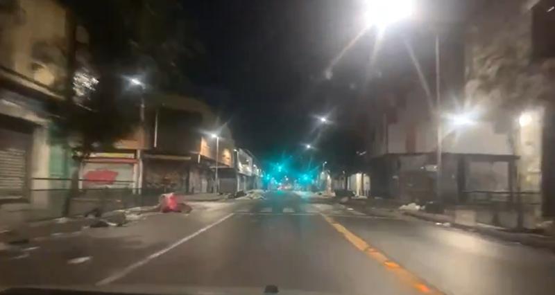 Conductor captó pésimo estado del Barrio Meiggs en Santiago - Pantallazo