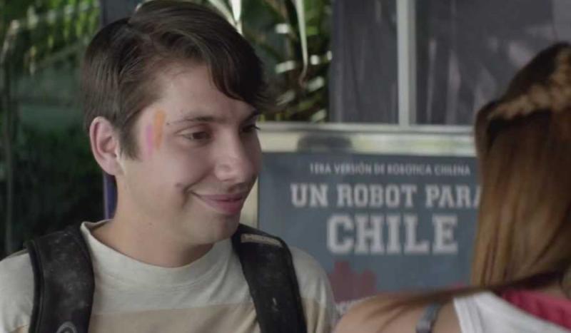 Barrio Universitario, 2013 película donde participó Paul Vásquez