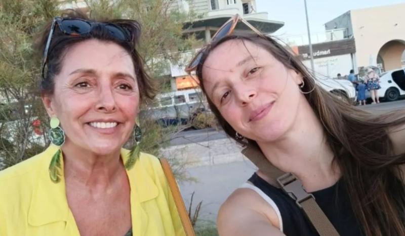 La actriz Liliana García y su hija Vicenta Pesutic