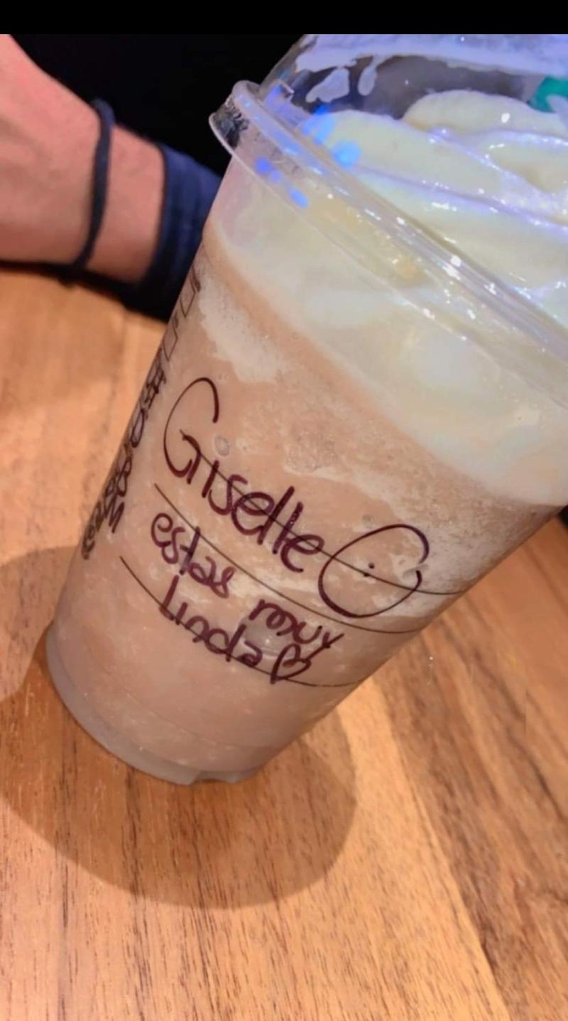 Mujer se sintió acosada por mensaje de barista