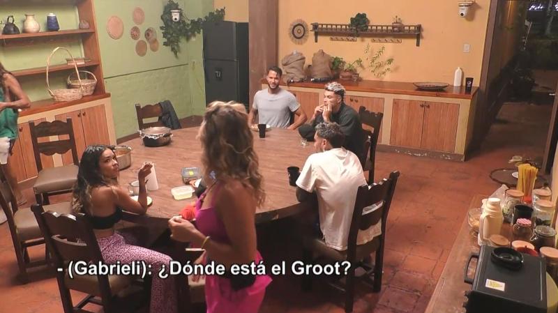 Gabrieli Moreira busca su muñeco en Tierra Brava