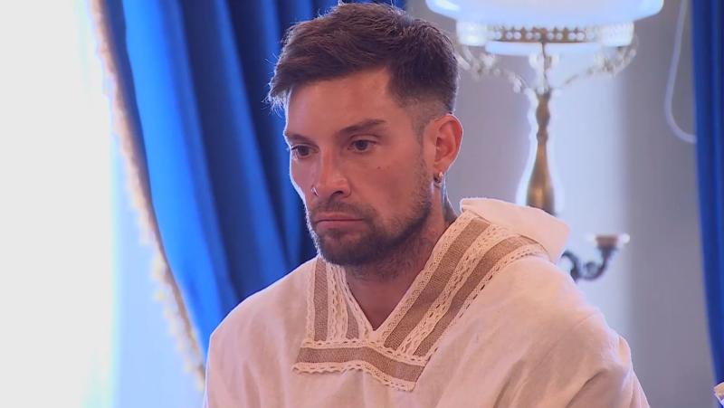 Luis Mateucci afectado por las palabras de Claudio Valdivia en Ganar o Servir