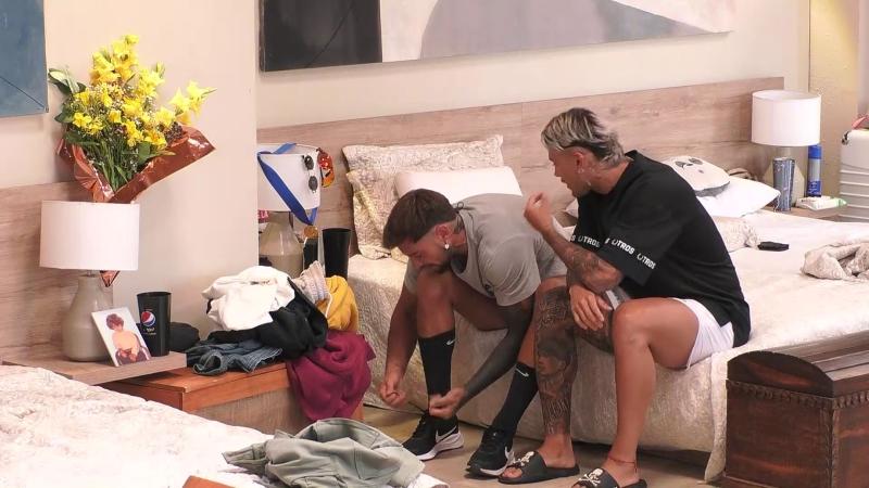 Luis Mateucci y Nico Solabarrieta conversando