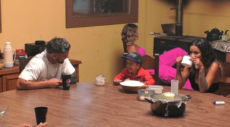 La mesa se ríe de Fabio Agostini en Tierra Brava