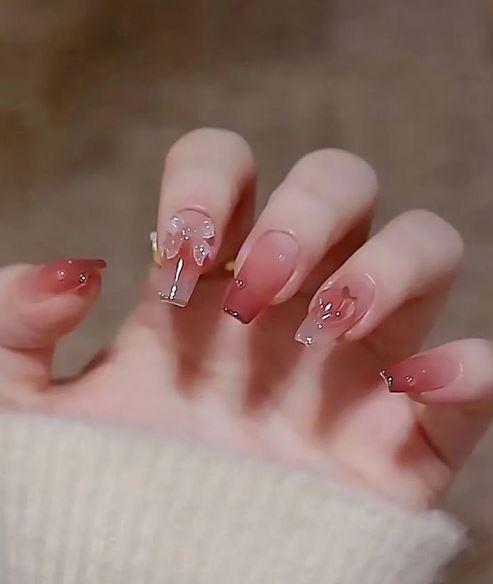 Las uñas coreanas son tendencia - Pinterest pluviophile