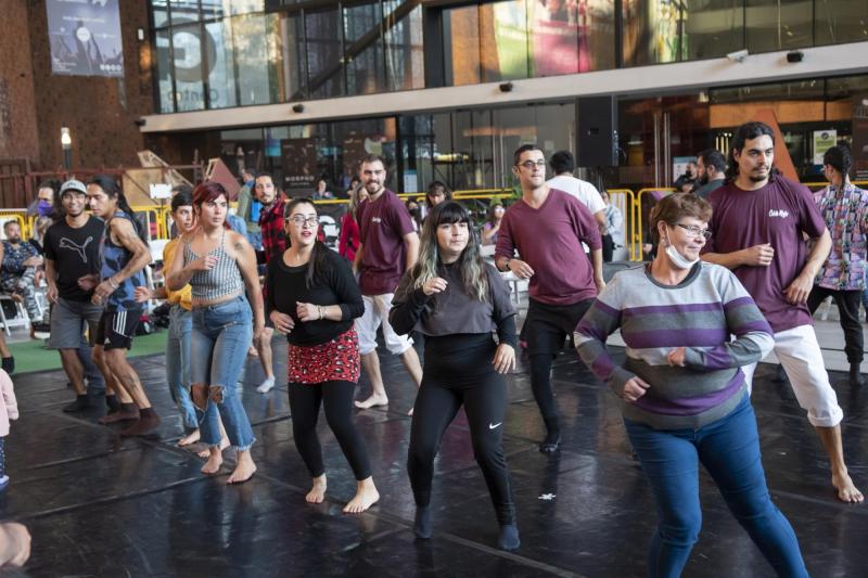 GAM conmemora el día de la danza con siete horas de baile