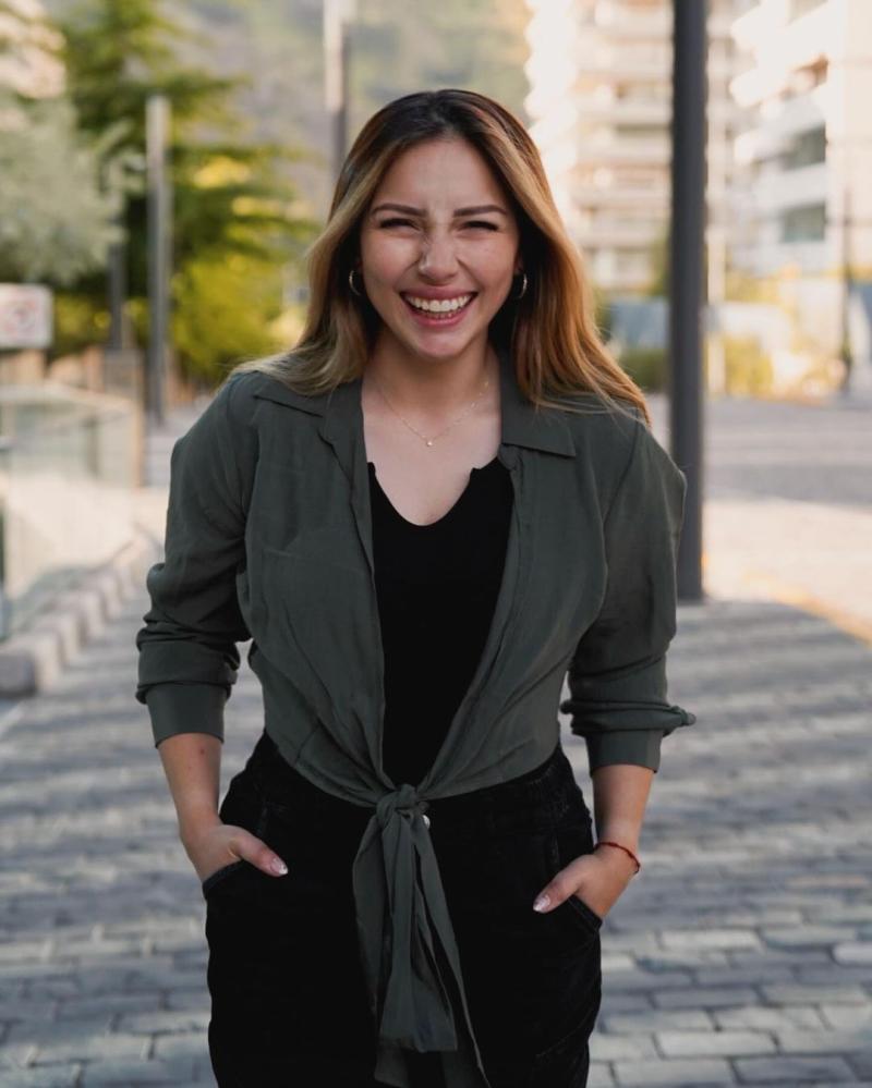 Eileen, es la joven tiktoker que se hizo viral tras llenar su refrigerador - Créditos: Instagram