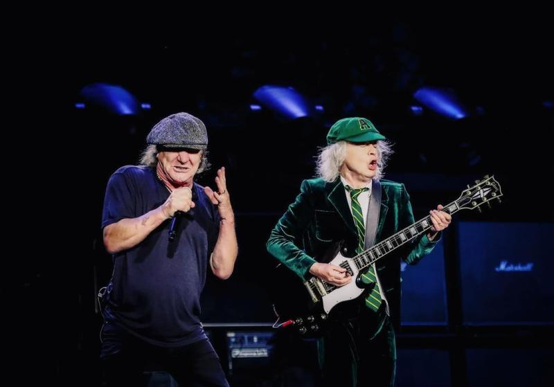 AC/DC - Instagram @acdc