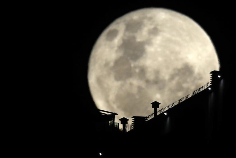 Luna llena - Aton Chile