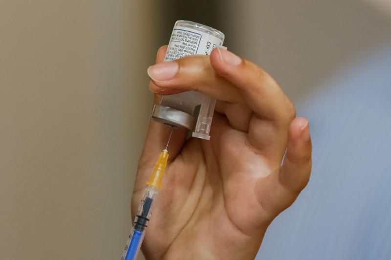 ¿Dónde me puedo vacunar contra la influenza? Créditos: Aton