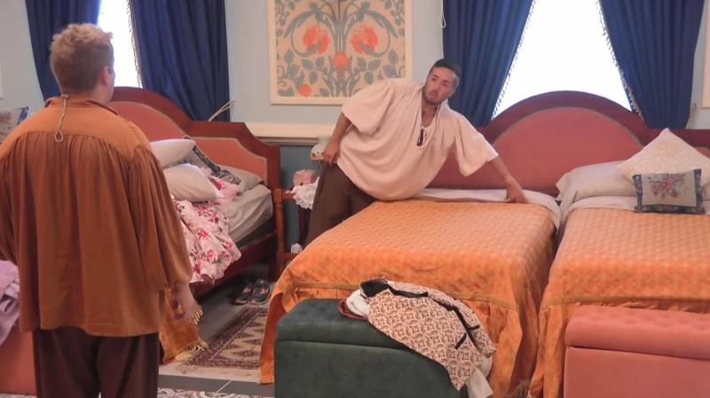 Botota discute con Poeta en Ganar o Servir