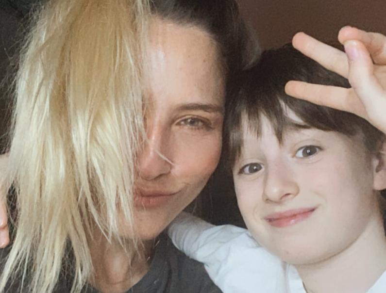 Corte de Nueva York negó la solicitud de Mane Swett para recuperar la tutela de su hijo.