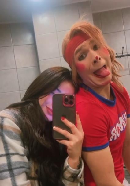 Pastelito Junior confirmó su relación con Antonella Henríquez.