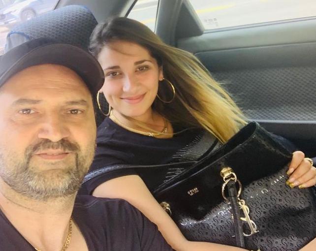 Perla Ilich junto a su esposo, Nino Morales, con quien tiene tres hijos.