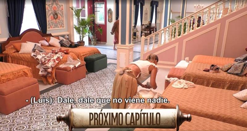 Luis y Faloon realizan travesura a Mariela